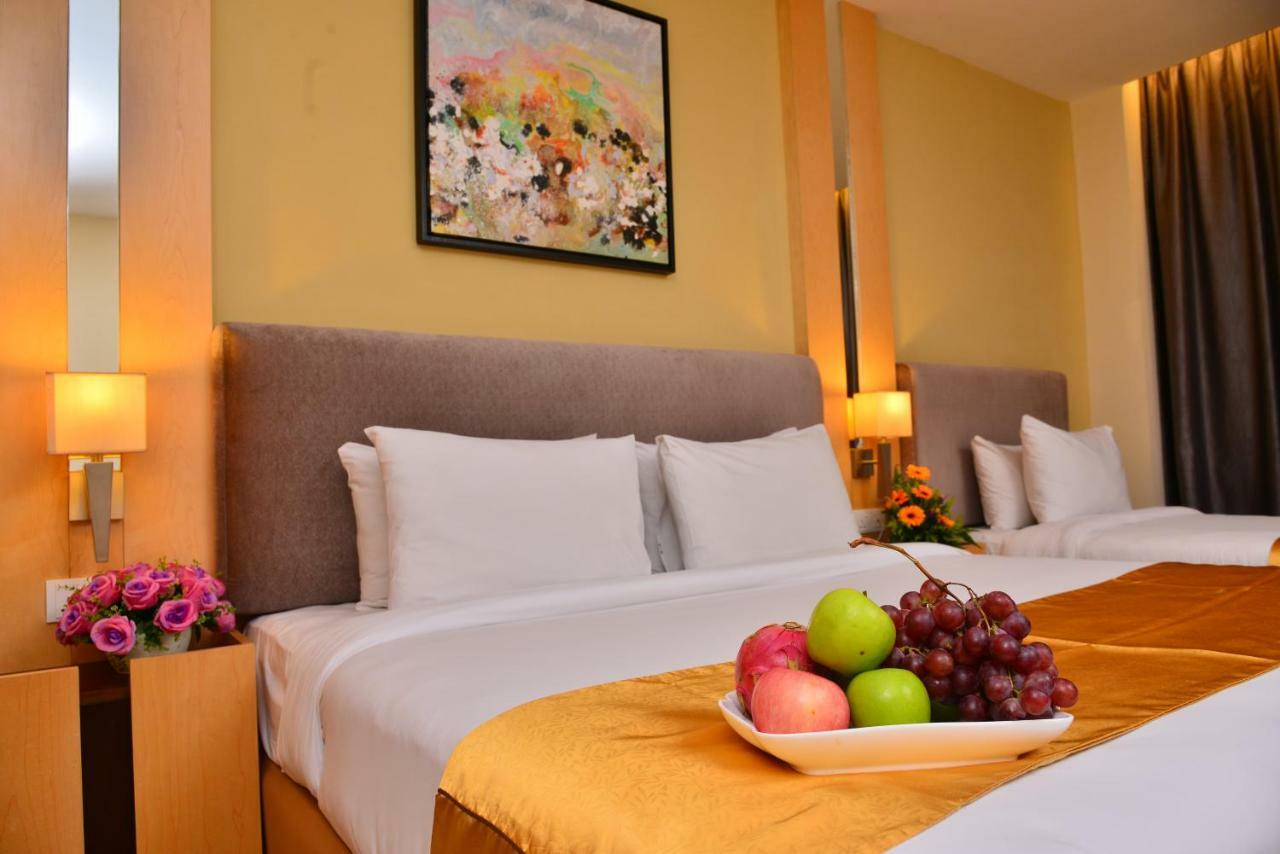 Triple Room